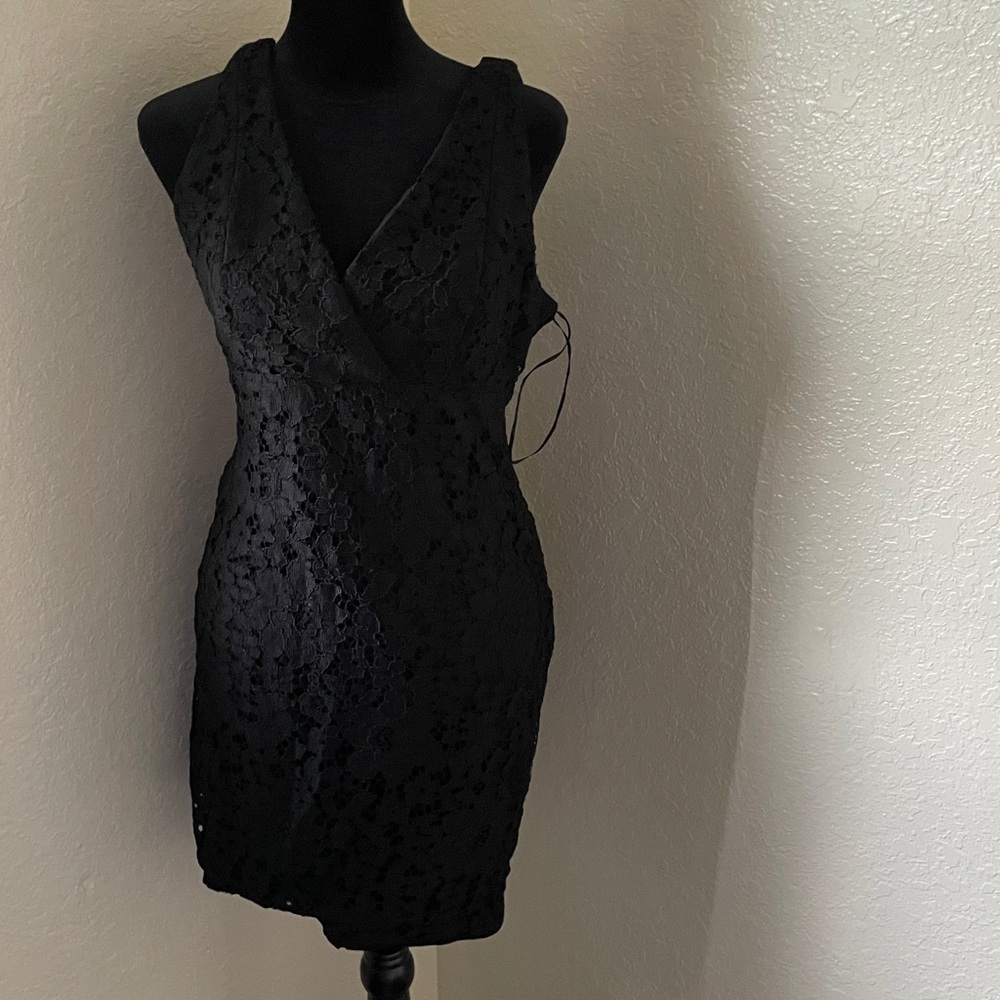 Elegant Black Lace Dress